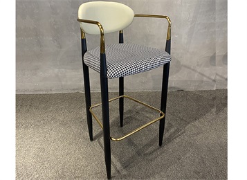 現代簡約輕奢不（bú）鏽鋼吧台椅高（gāo）腳（jiǎo）凳吧台凳