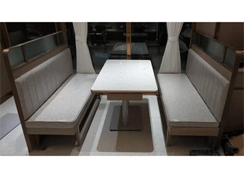 中餐廳休閑簡約大理石餐桌_深（shēn）圳餐桌生產定做（zuò）