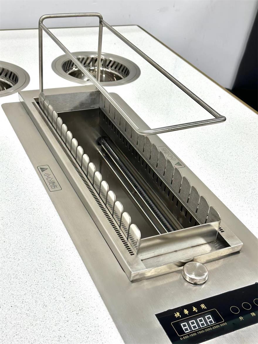 自（zì）助火鍋燒（shāo）烤餐廳無煙（yān）火鍋烤串一體桌