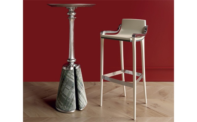 小型酒吧不鏽鋼酒吧（ba）邊角小（xiǎo）圓（yuán）桌