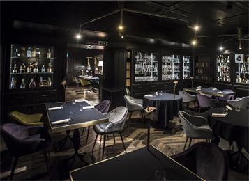 北歐（ōu）輕奢不鏽鋼酒吧休閑吧（ba）台（tái）吧椅