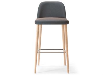 美式田園風咖啡（fēi）廳實木休（xiū）閑吧椅