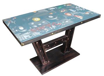 老舊重（chóng）工（gōng）業風餐桌_鐵藝銅釘包邊_工字鋼材餐腳個