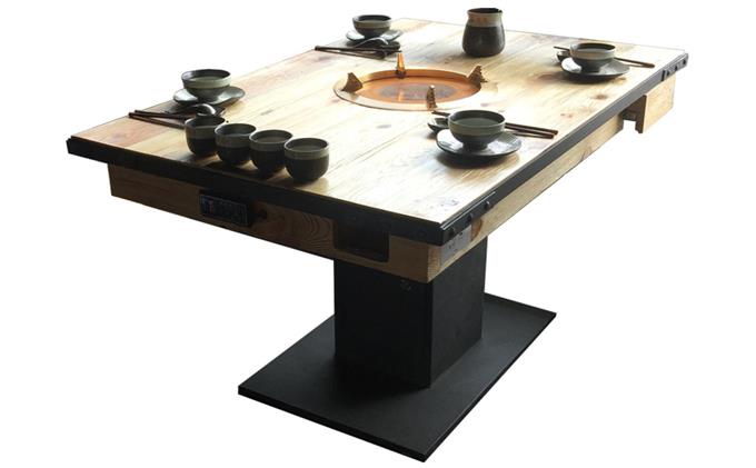 火鍋店中式風格（gé）實木燃氣灶火鍋（guō）桌