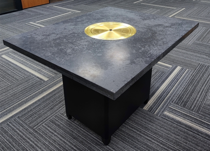 韓式烤肉店下排煙烤肉桌_無煙（yān）炭火烤肉桌