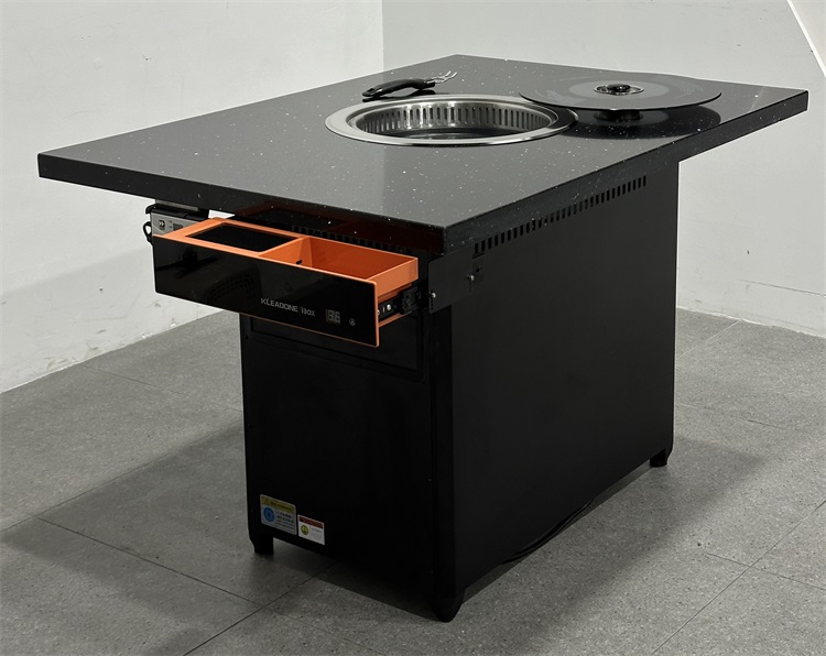 自助烤肉餐廳無煙淨（jìng）化烤肉桌