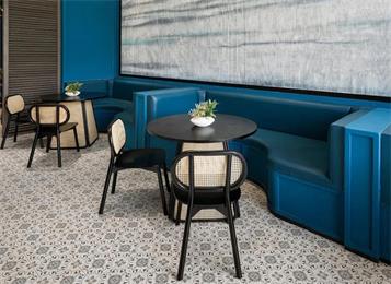 港式（shì）茶餐廳餐飲桌椅（yǐ）-深