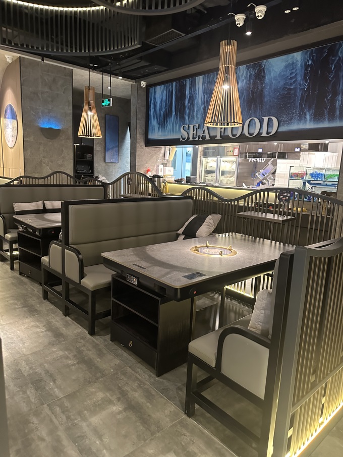 火鍋（guō）店桌椅