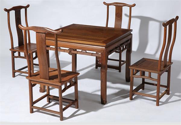 明清（qīng）古典家具雞翅木八仙桌實木仿古餐台