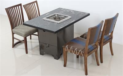 長方形火鍋（guō）桌