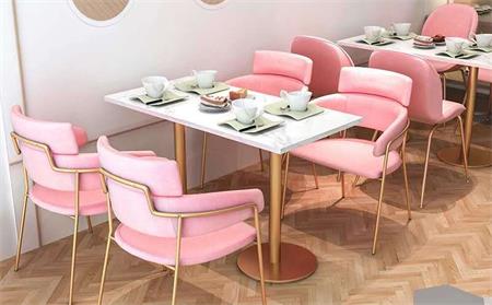 餐廳（tīng）桌椅