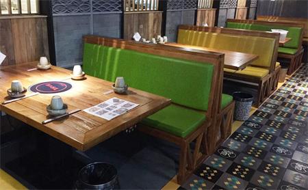 實(shí)木(mù)火鍋桌