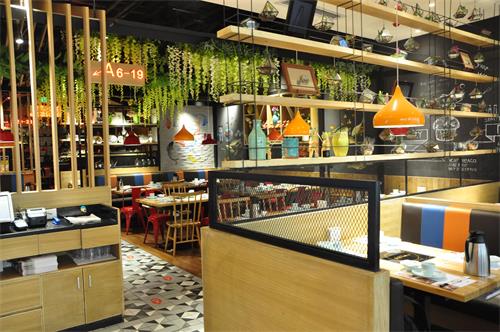 魚樂（lè）飛工業風裝修風格餐廳