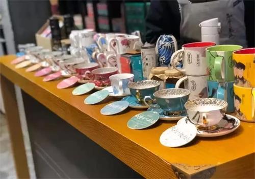 茶顏悅色中國風風(fēng)格