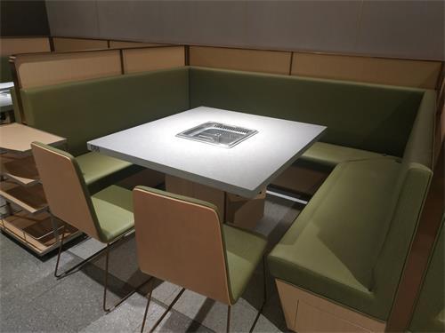 海底（dǐ）撈火鍋桌椅