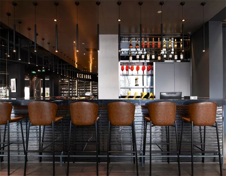 牛扒店空間設計效（xiào）果圖