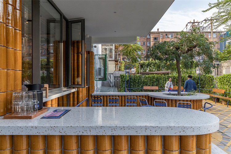 咖啡廳空(kōng)間設計效果圖