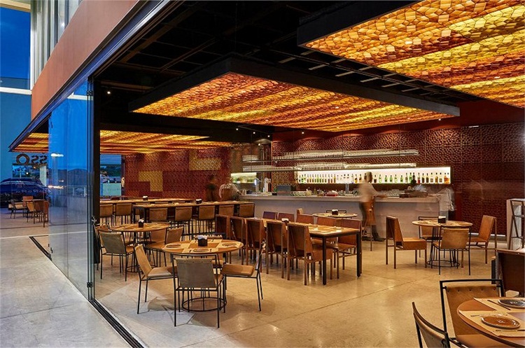 餐（cān）廳空間設計效果圖