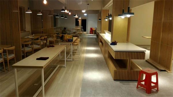 素芳茶事餐（cān）廳桌椅