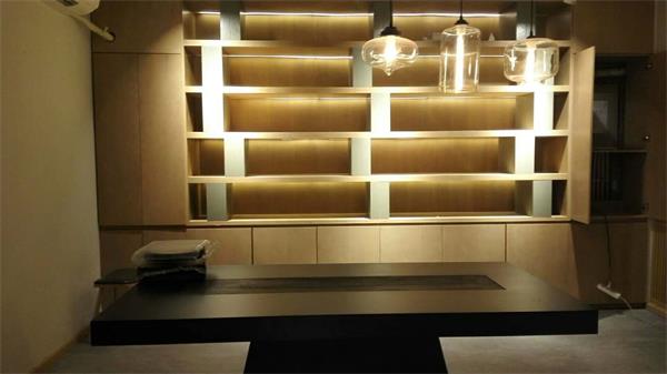 素（sù）芳茶事餐廳家具