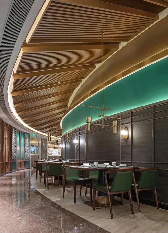 木棉餐廳（tīng）輕奢實木靠背椅