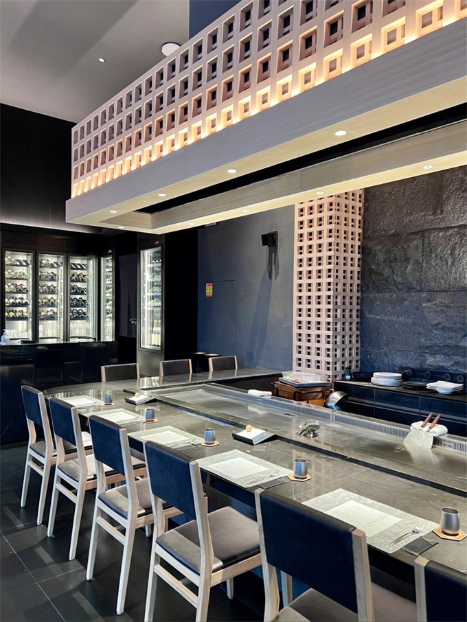 長方形（xíng）鐵板（bǎn）燒桌子