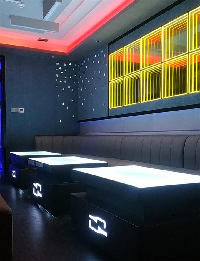 清吧不鏽鋼茶（chá）幾沙發