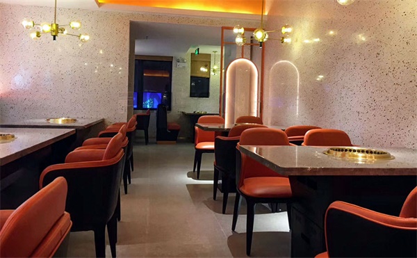 韓式烤肉店桌（zhuō）子（zǐ）