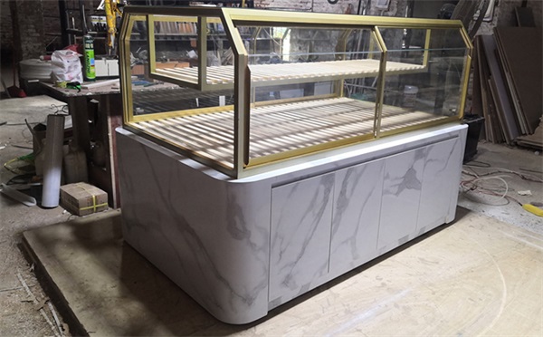 麵（miàn）包櫃蛋糕櫃