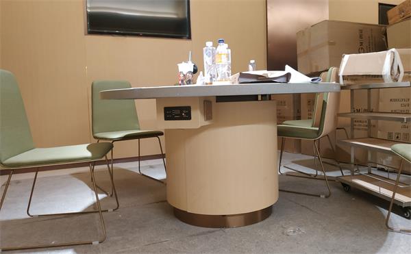 海底撈(lāo)圓形無煙火鍋桌