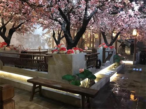 芙蓉樓餐廳桌椅(yǐ)