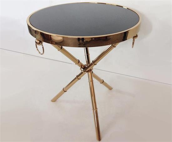 酒吧桌（zhuō）