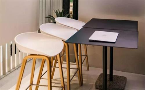 奶茶（chá）店（diàn）桌子椅子