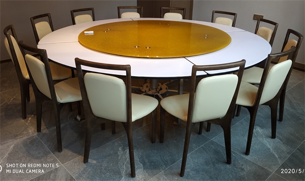 包房（fáng）電動餐（cān）桌