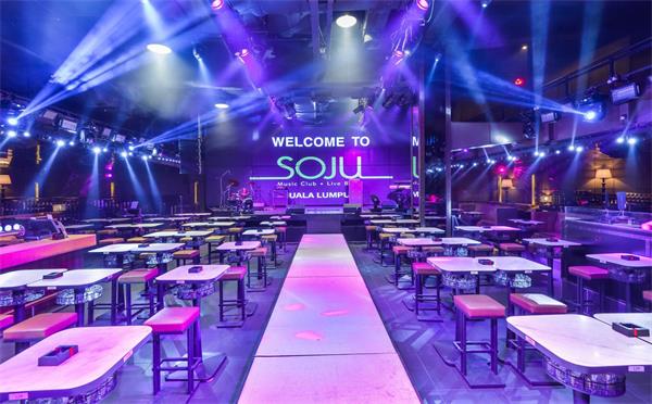 酒吧桌（zhuō）椅