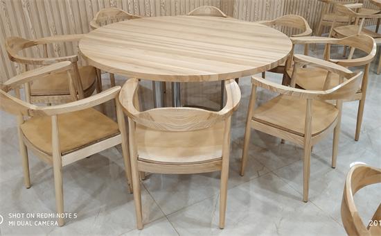 快（kuài）餐廳圓（yuán）形桌椅