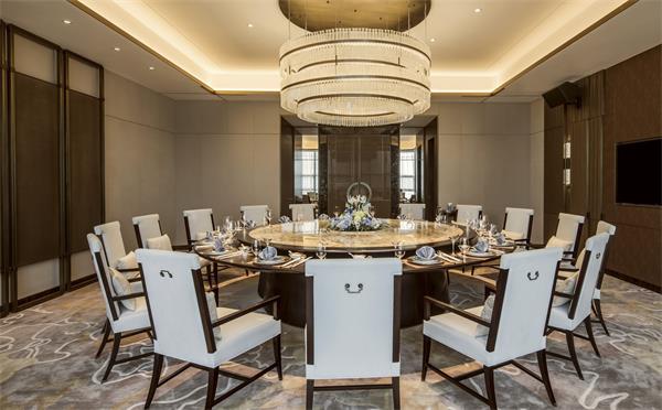 高（gāo）檔飯店包房桌椅（yǐ）