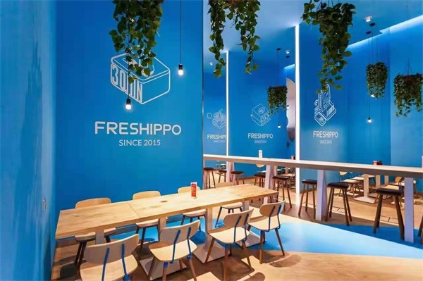 2022新款食堂實木桌椅（yǐ）