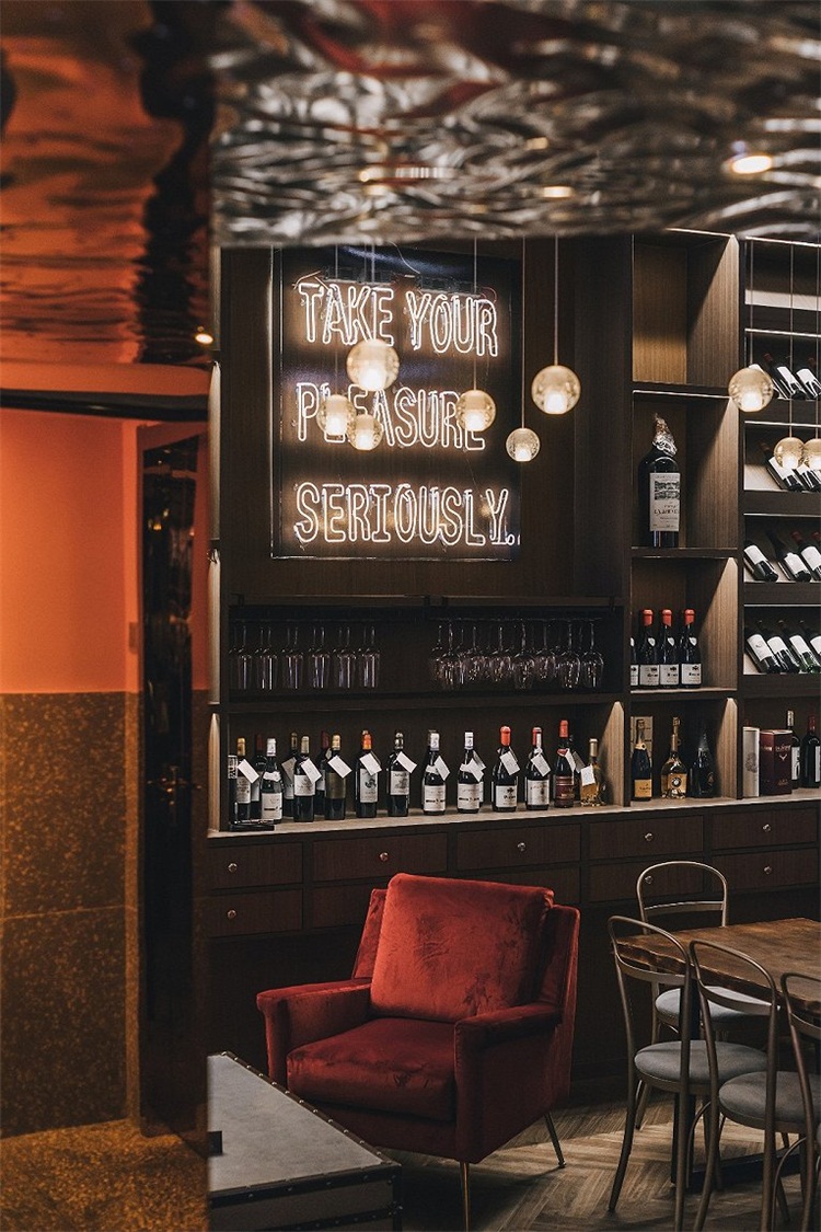 酒吧空(kōng)間設計效果圖