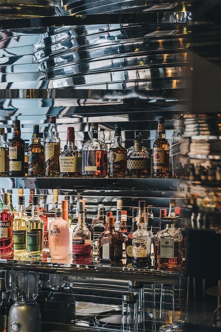 酒吧(ba)空間設計效(xiào)果圖