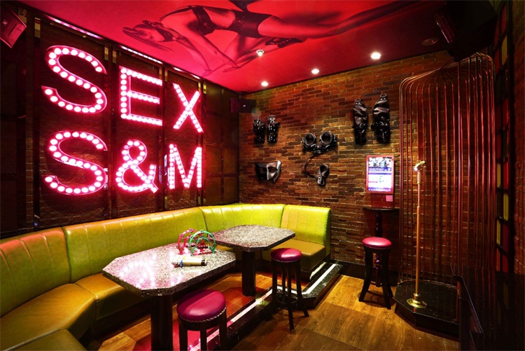 KTV空（kōng）間設（shè）計效果圖