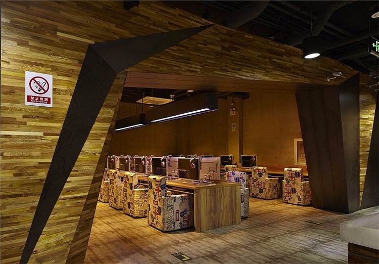 網咖空間設（shè）計效果（guǒ）圖