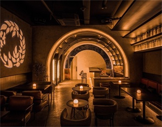 藤蔓酒吧空間（jiān）設計